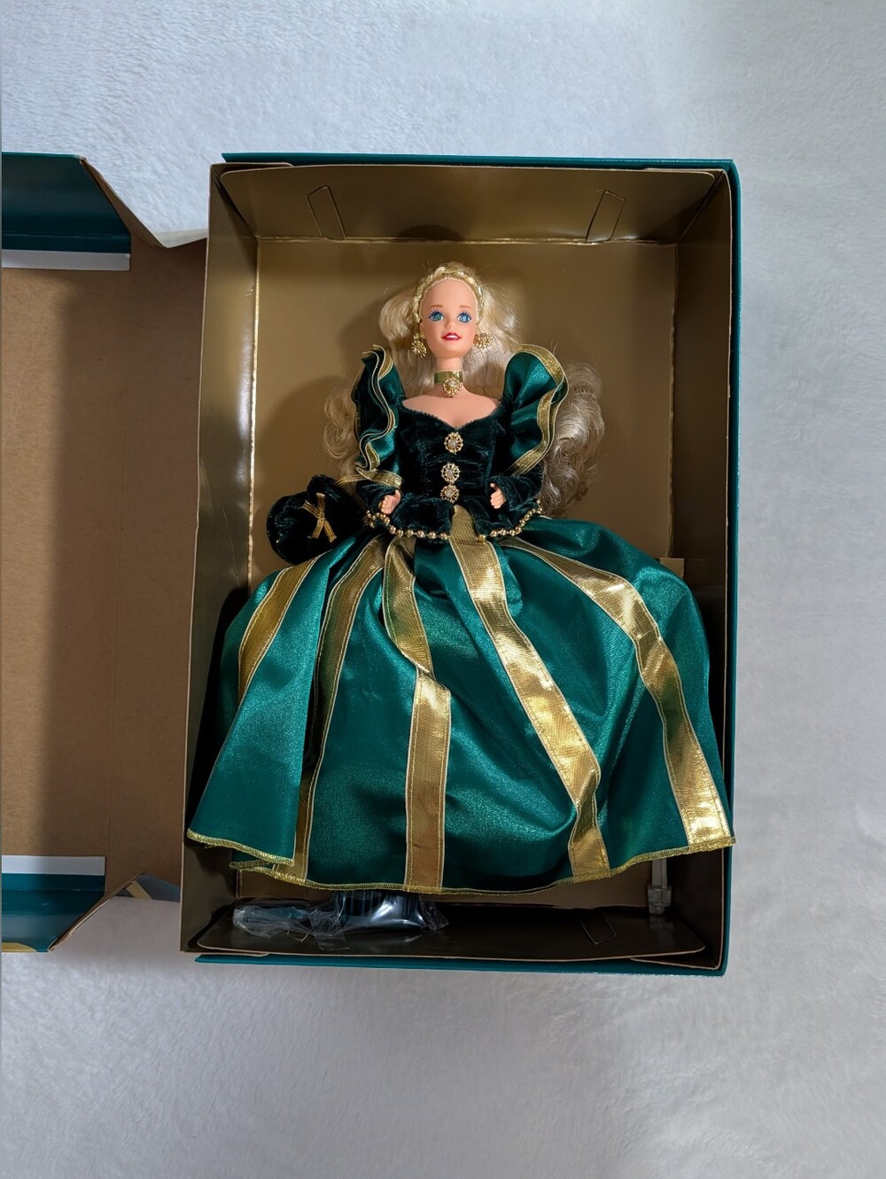 Vintage 1994 Evergreen Princess Barbie, Limited Edition Winter Princess, In Box